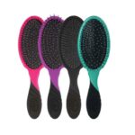 The Wet Brush Pro Detangler četka